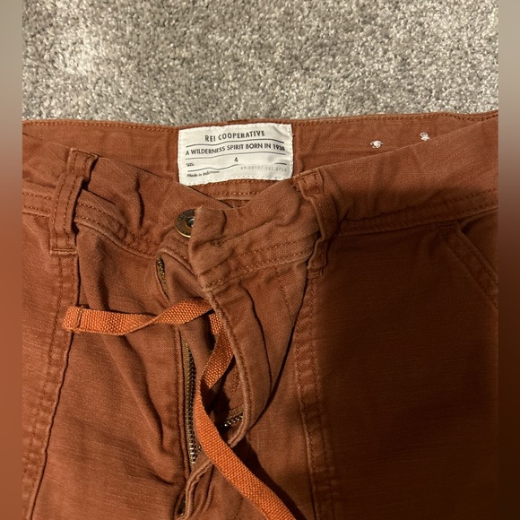 REI Cooperative Womens Pants Size 4 - Picture 3 of 3